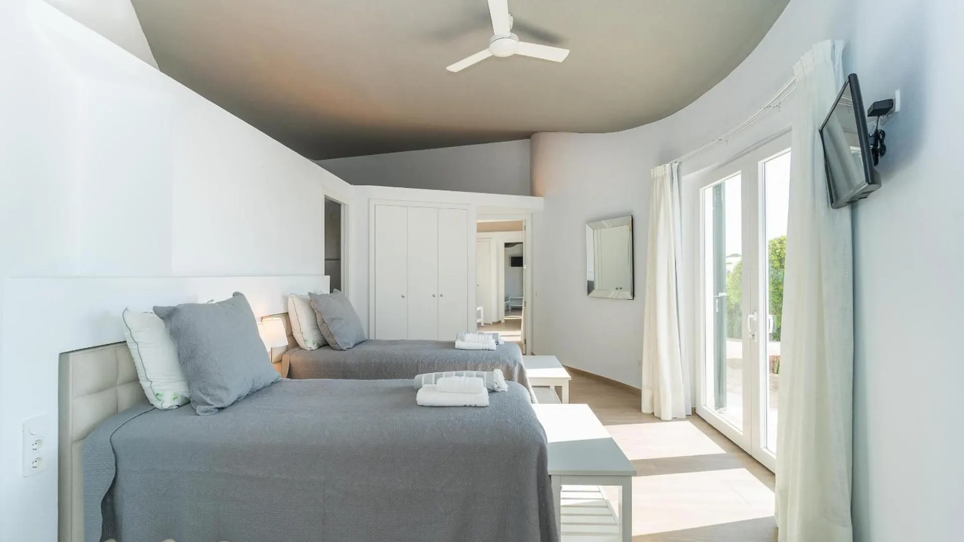 Villa Gaudina Sant Lluís 0*,  Spanje