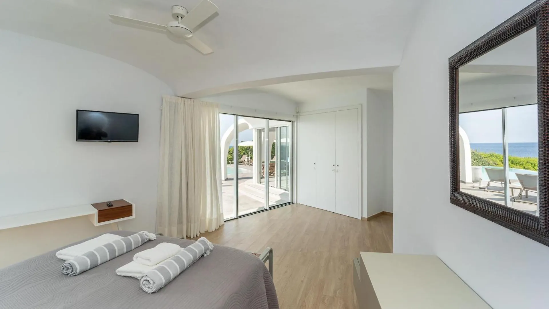 Villa Gaudina Sant Lluís 0*,